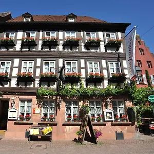 Wein-und Zipf Hotel
